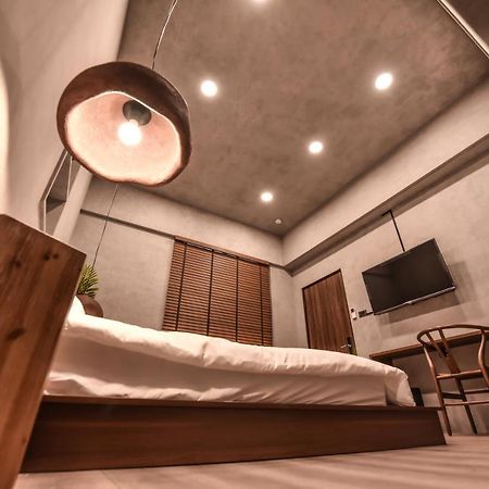Eryang Homestay Tainan Bagian luar foto