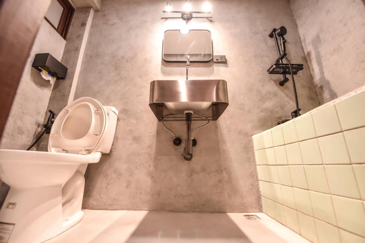 Eryang Homestay Tainan Bagian luar foto