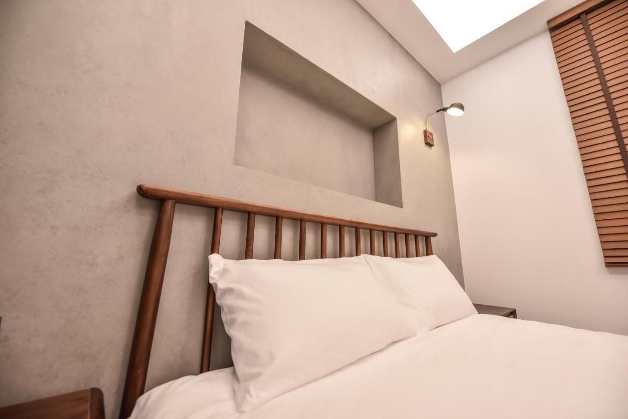 Eryang Homestay Tainan Bagian luar foto