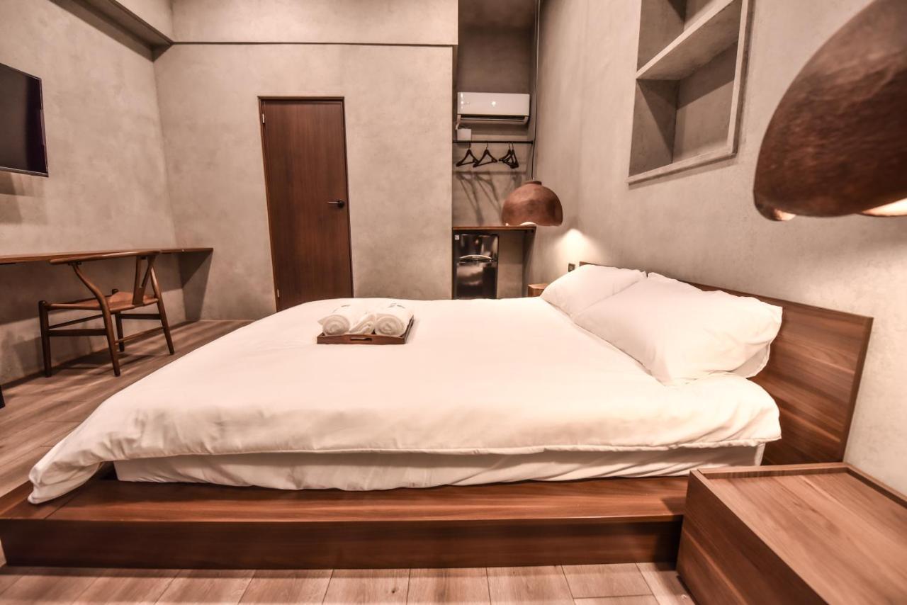 Eryang Homestay Tainan Bagian luar foto