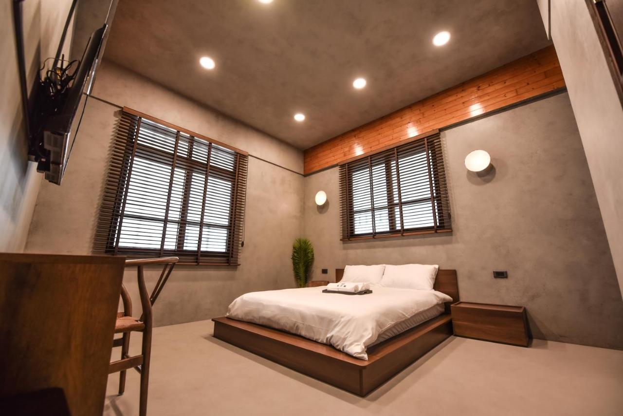 Eryang Homestay Tainan Bagian luar foto