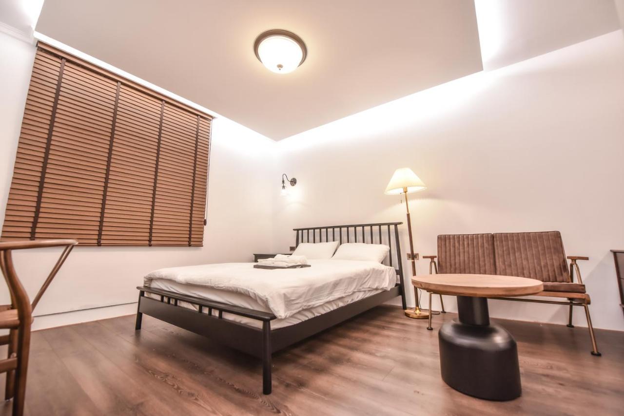 Eryang Homestay Tainan Bagian luar foto