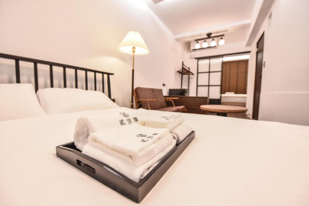 Eryang Homestay Tainan Bagian luar foto