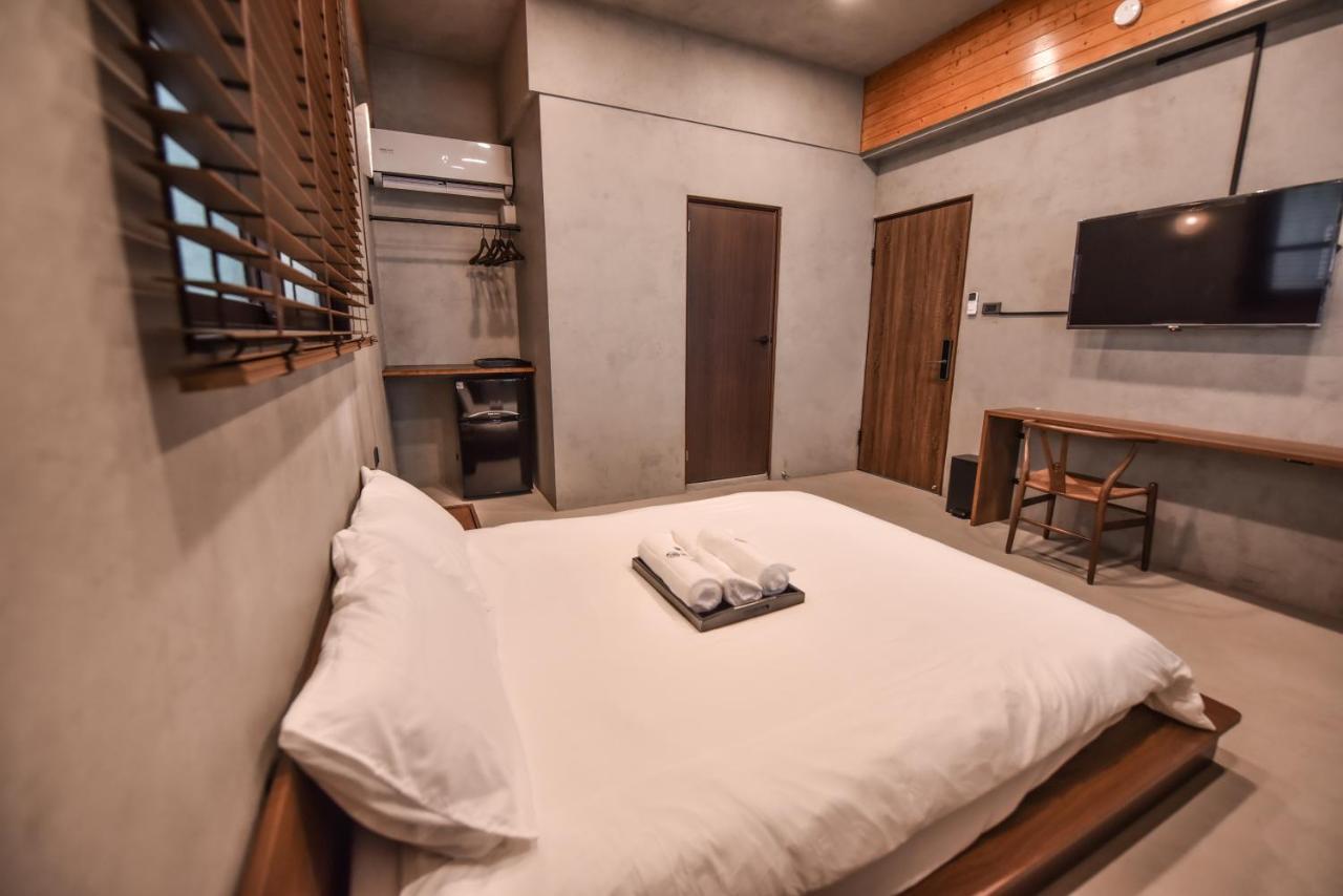Eryang Homestay Tainan Bagian luar foto
