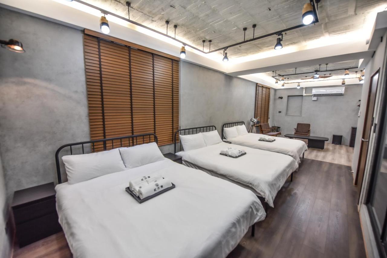 Eryang Homestay Tainan Bagian luar foto
